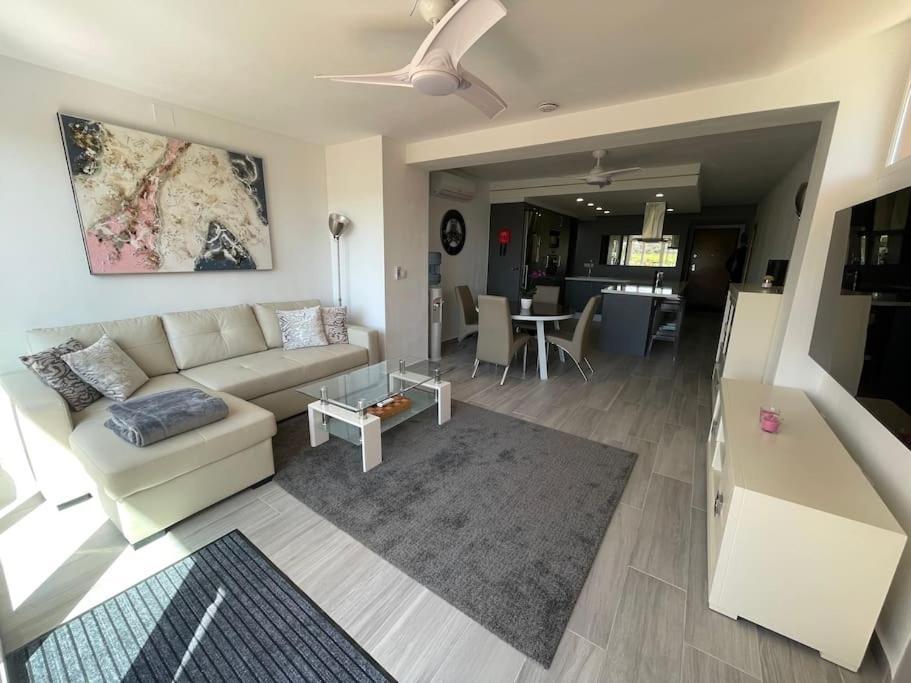 Mar Menor Golf Resort, Luxury Sleeps 6, Lake Views Мурсия Экстерьер фото