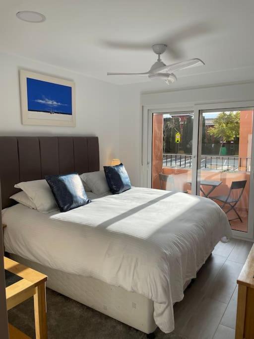 Mar Menor Golf Resort, Luxury Sleeps 6, Lake Views Мурсия Экстерьер фото
