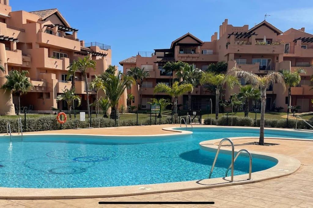 Mar Menor Golf Resort, Luxury Sleeps 6, Lake Views Мурсия Экстерьер фото